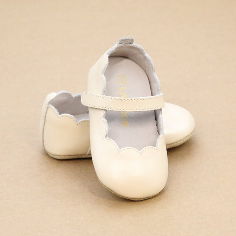 Mimi Infant Girls Scalloped Crib Mary Jane