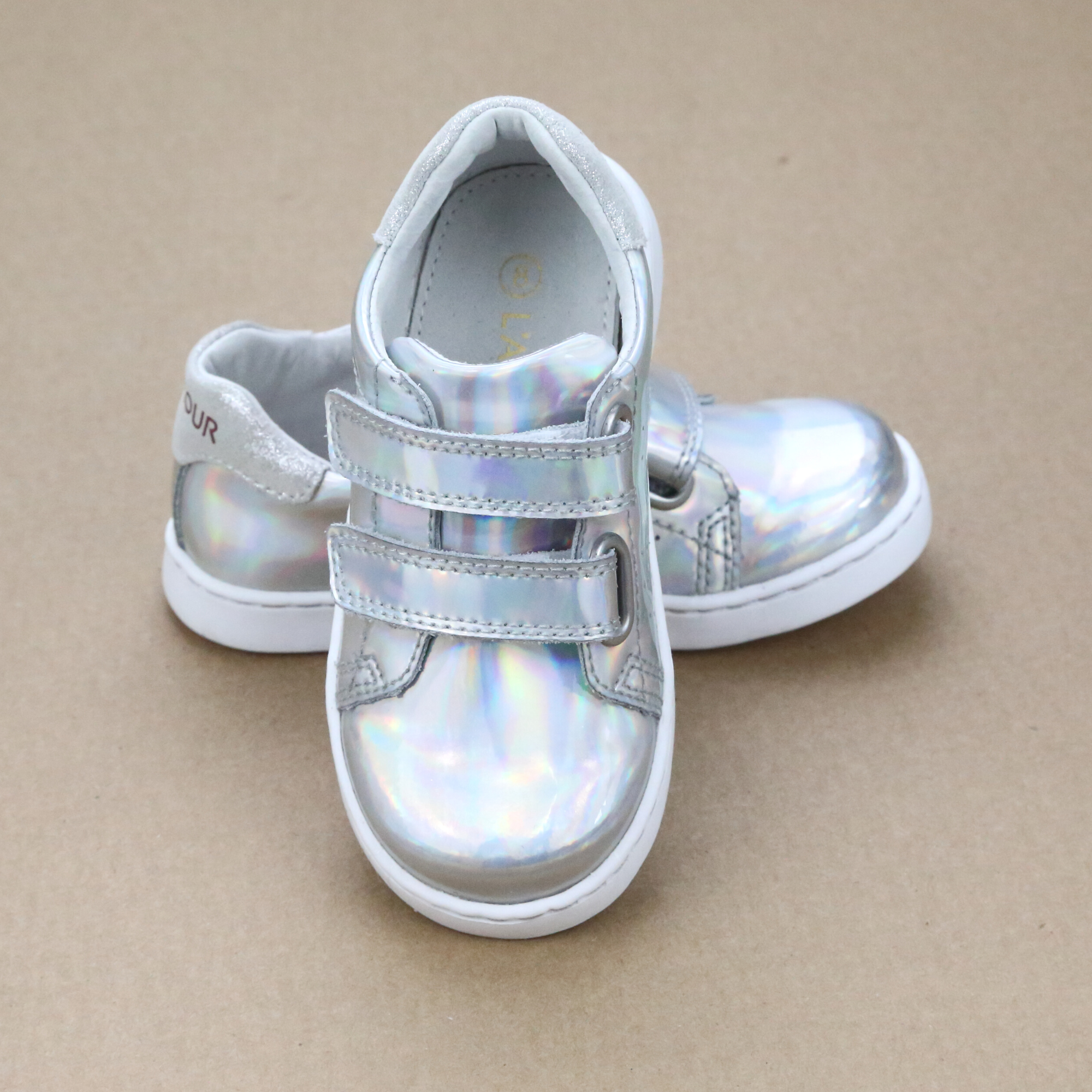【PORTERNA】Gling Velcro Sneakers Amazon.com | Gola Women's Sneaker, Off White Dark Green, 9
