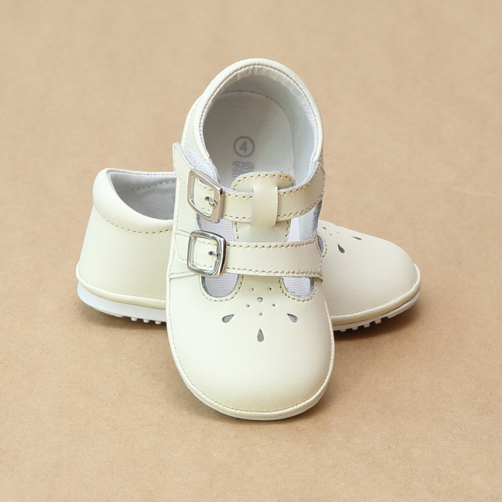 Baby girl 2025 buckle shoes