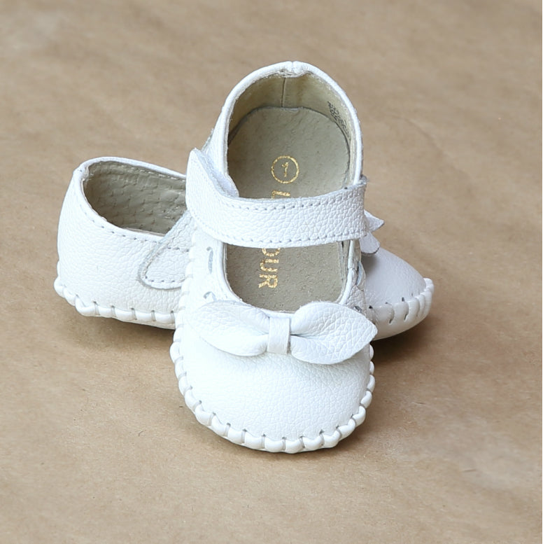 L'Amour Infant Girls White Mary Jane Crib Shoe with Bow - Petitfoot.com