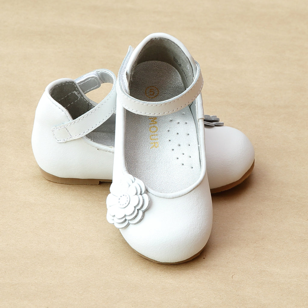 L'Amour Girls Special Occasion White Flower Flat - Petitfoot.com