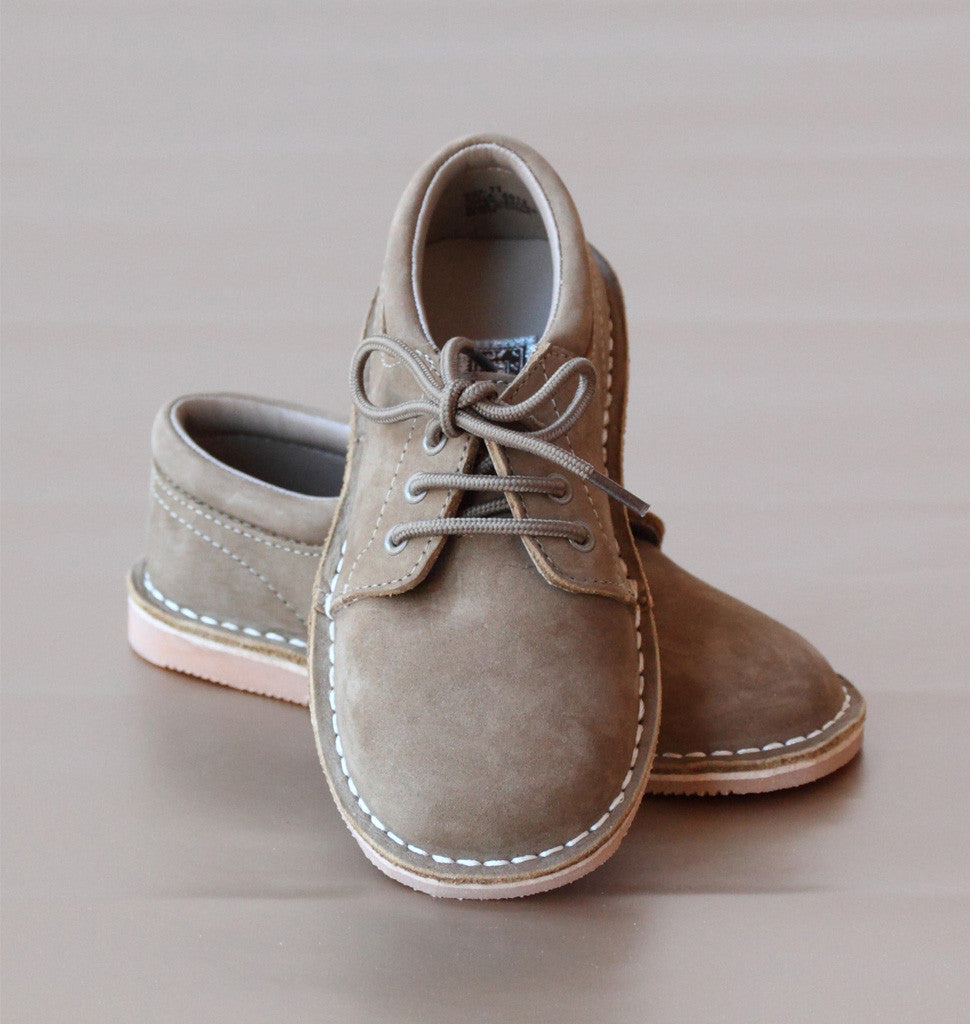 Britton Square Lace-Up Shoe for Men in Light Brown Britton Square Lace-Up Shoe for Men in Light Brown